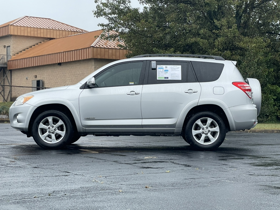 2011 Toyota RAV4  9