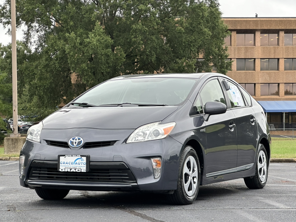 2012 Toyota Prius One 3