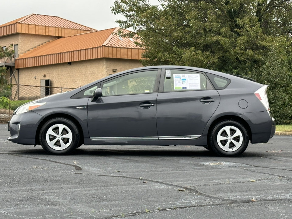 2012 Toyota Prius One 6