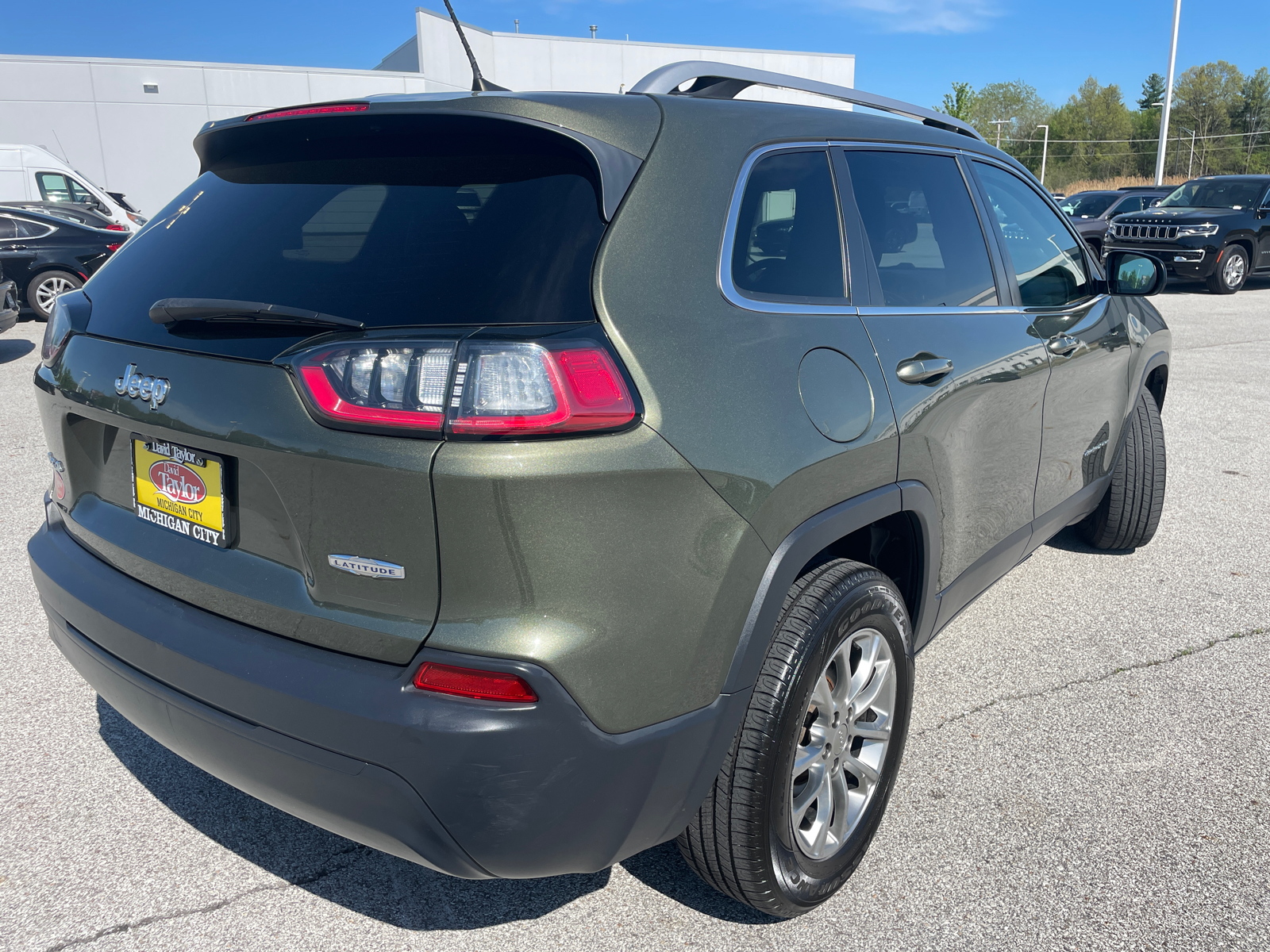 2019 Jeep Cherokee Latitude Plus 4