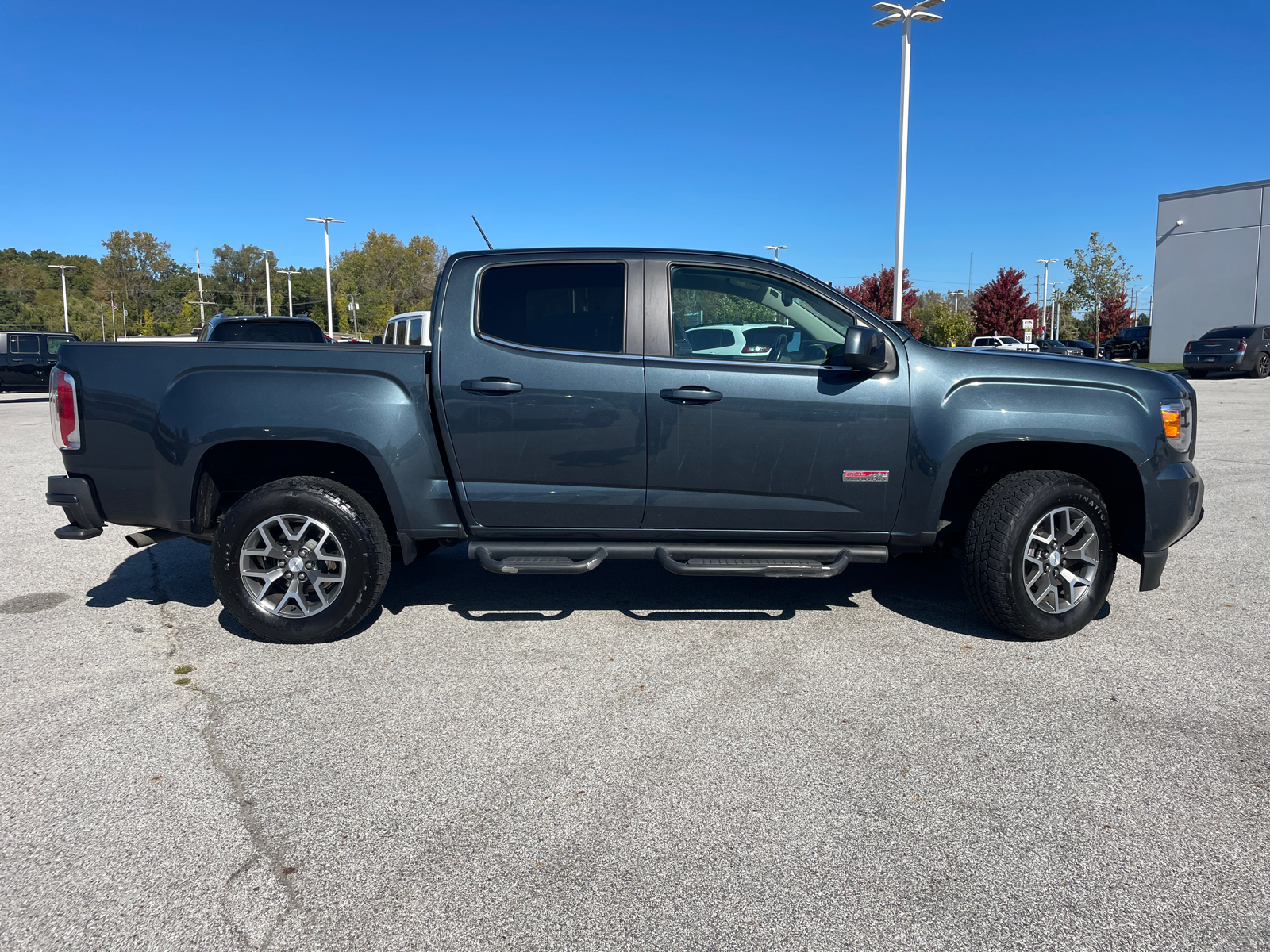 2019 GMC Canyon 4WD All Terrain w/Cloth Crew Cab 128.3 2