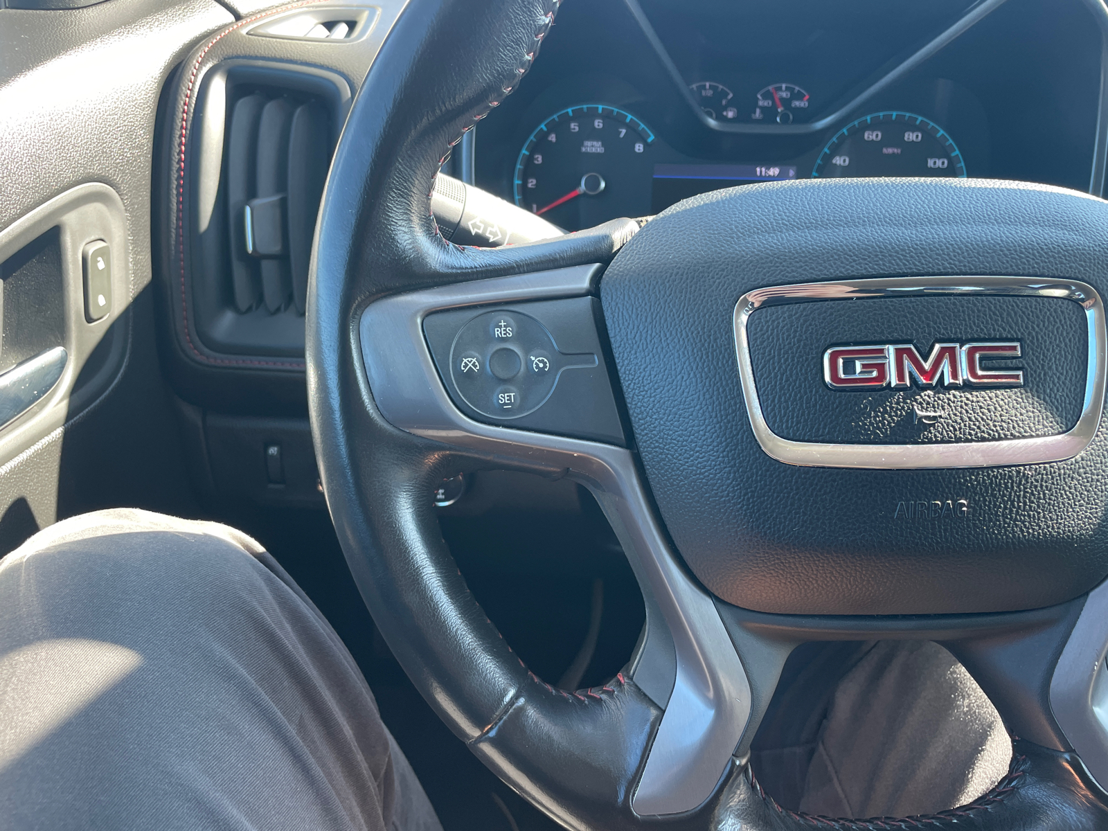 2019 GMC Canyon 4WD All Terrain w/Cloth Crew Cab 128.3 22