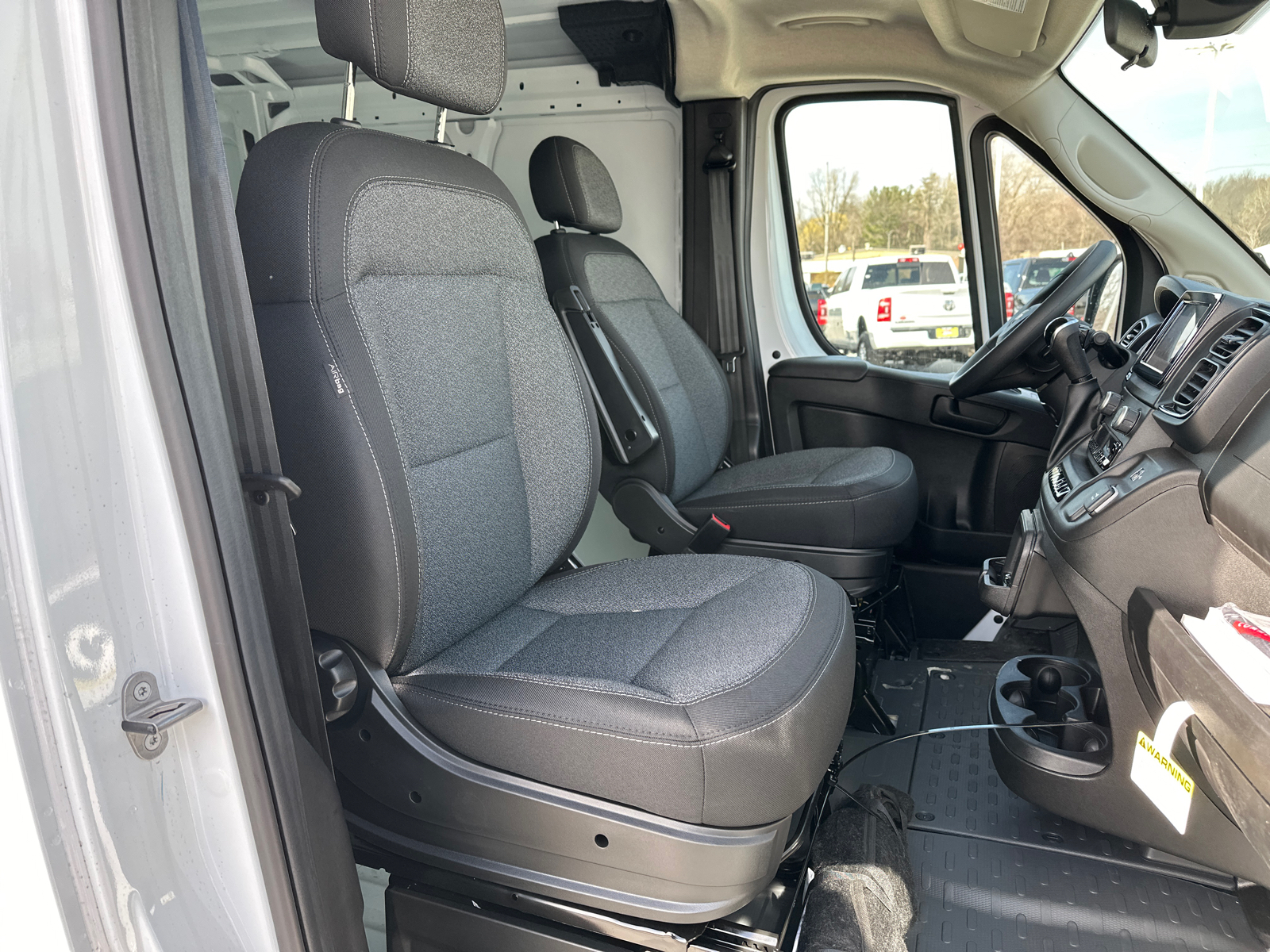 2023 Ram ProMaster 1500 Low Roof 28
