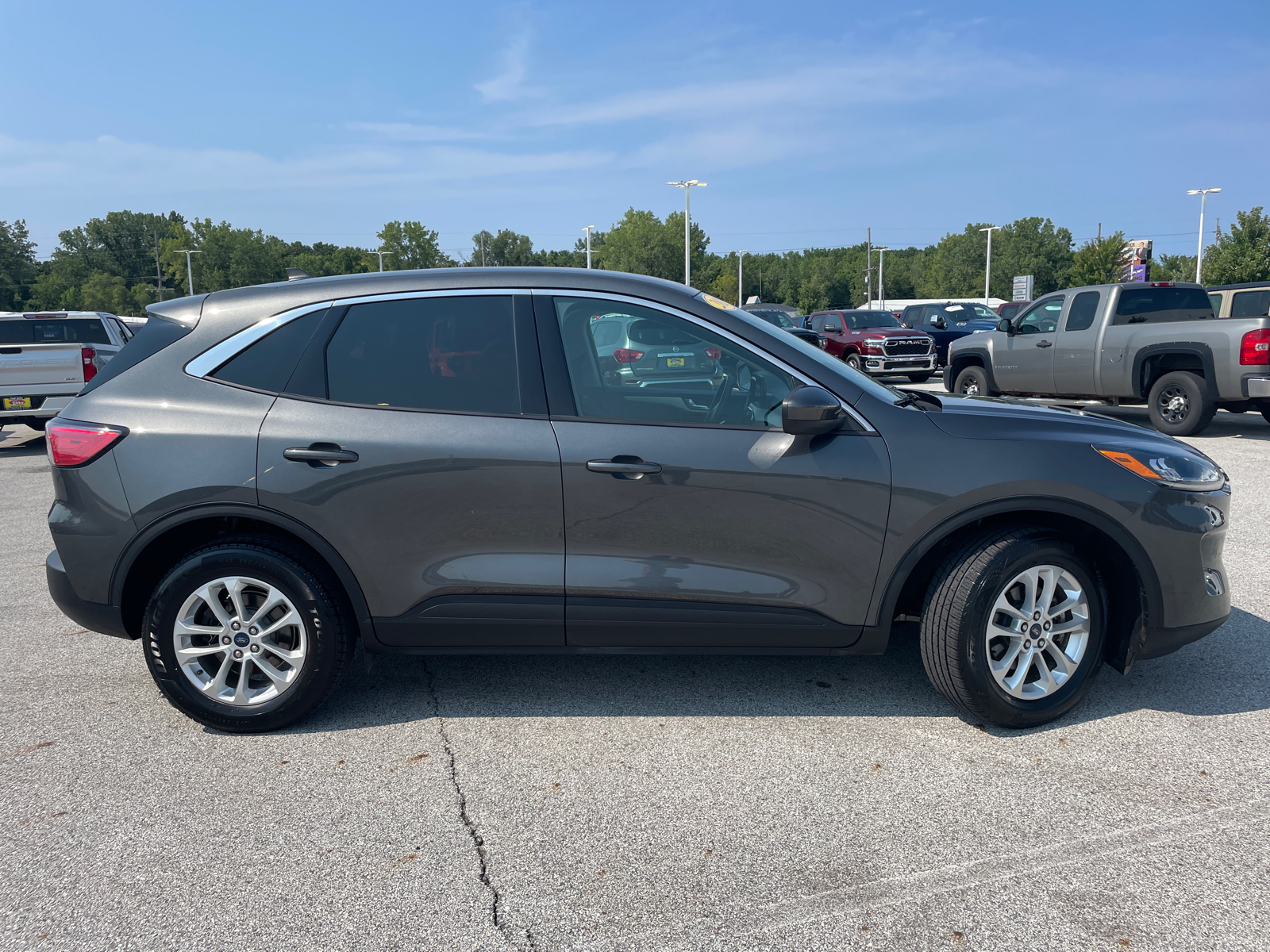 2020 Ford Escape SE 3