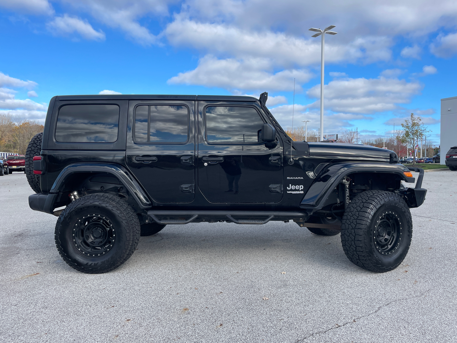 2018 Jeep Wrangler Unlimited Sahara 2