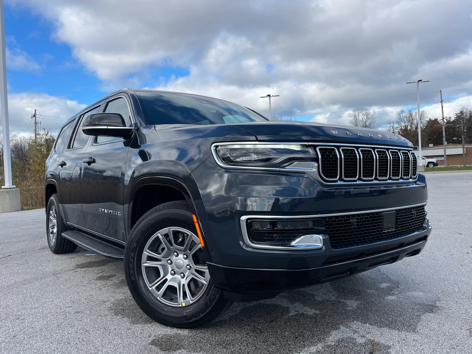 2024 Jeep Wagoneer Base 2