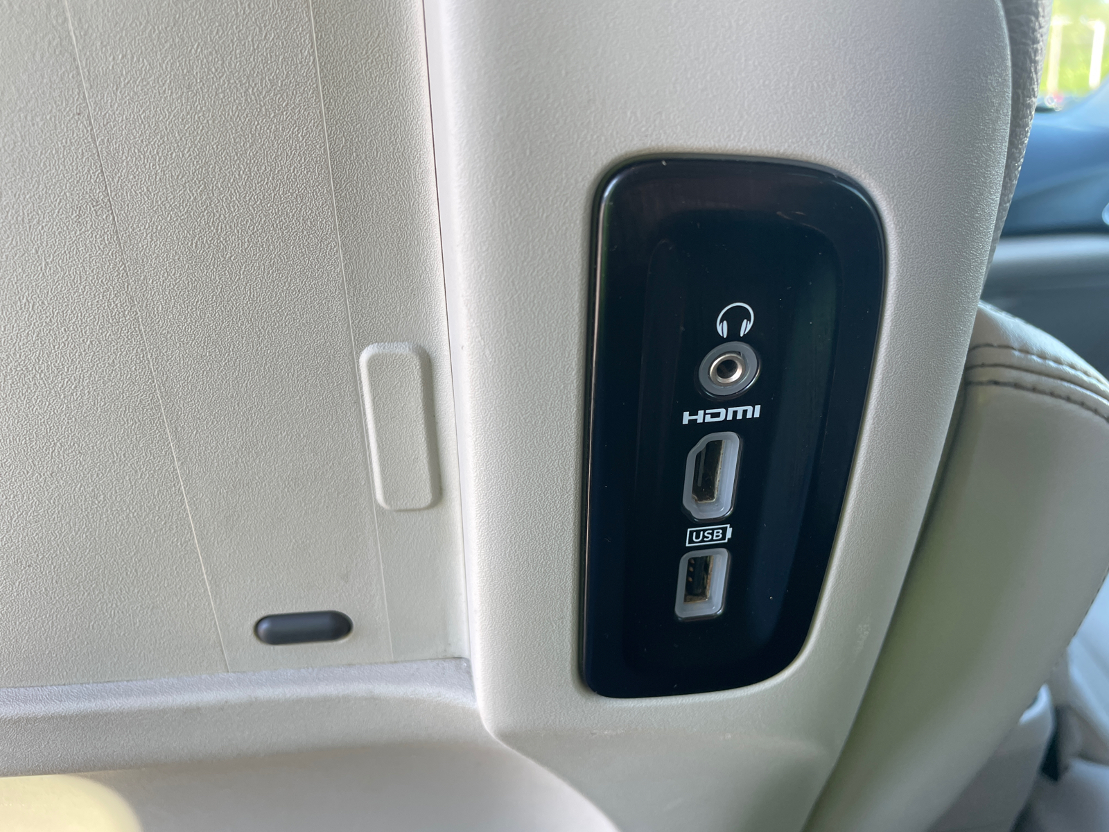 2019 Chrysler Pacifica Touring L Plus 35