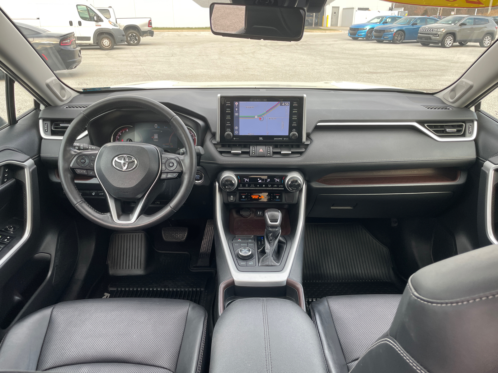 2019 Toyota RAV4 Limited 34