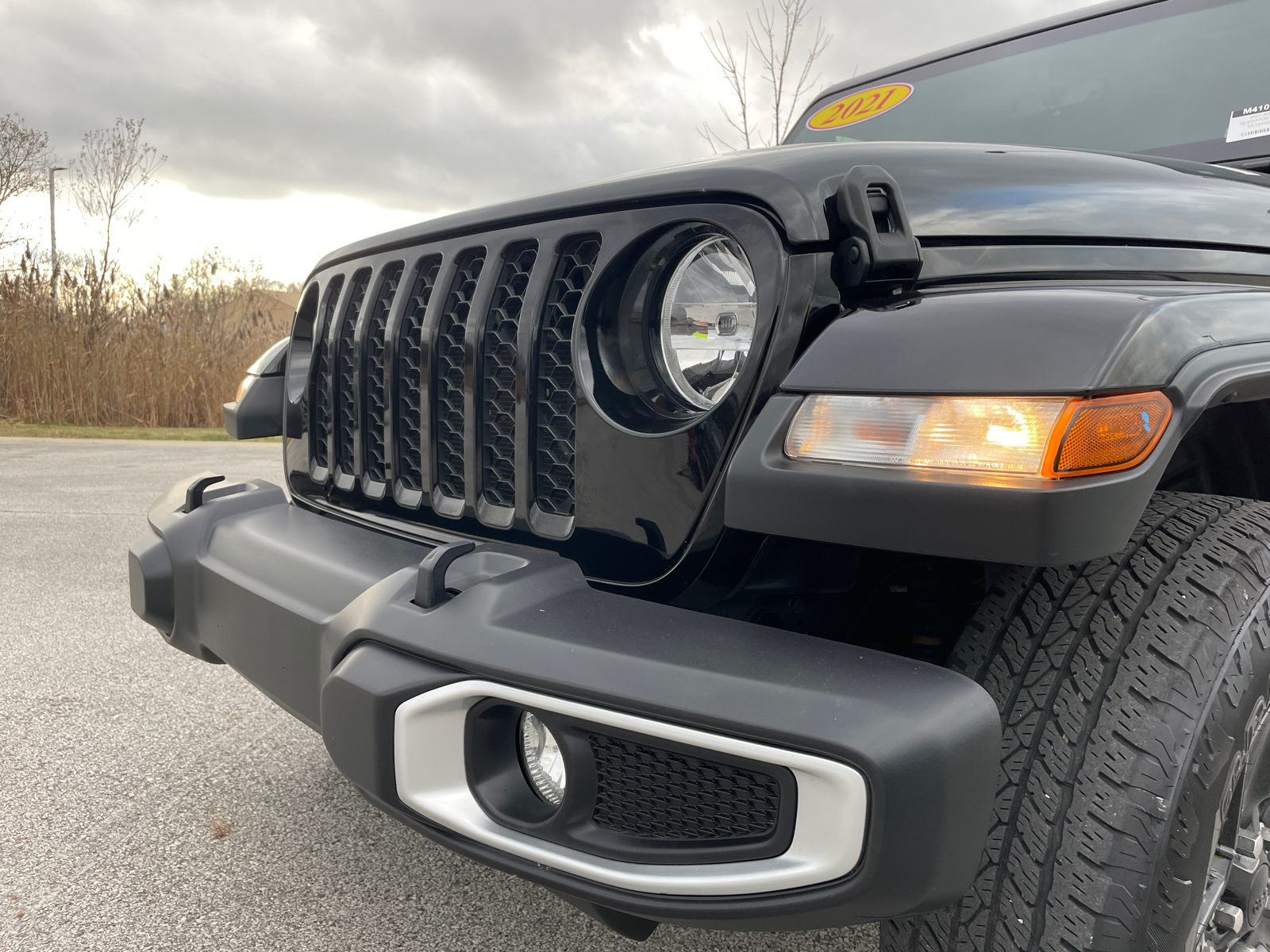 2021 Jeep Gladiator Sport S 4x4 38