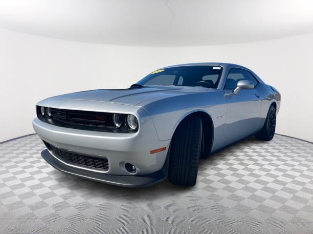 2022 Dodge Challenger R/T 1