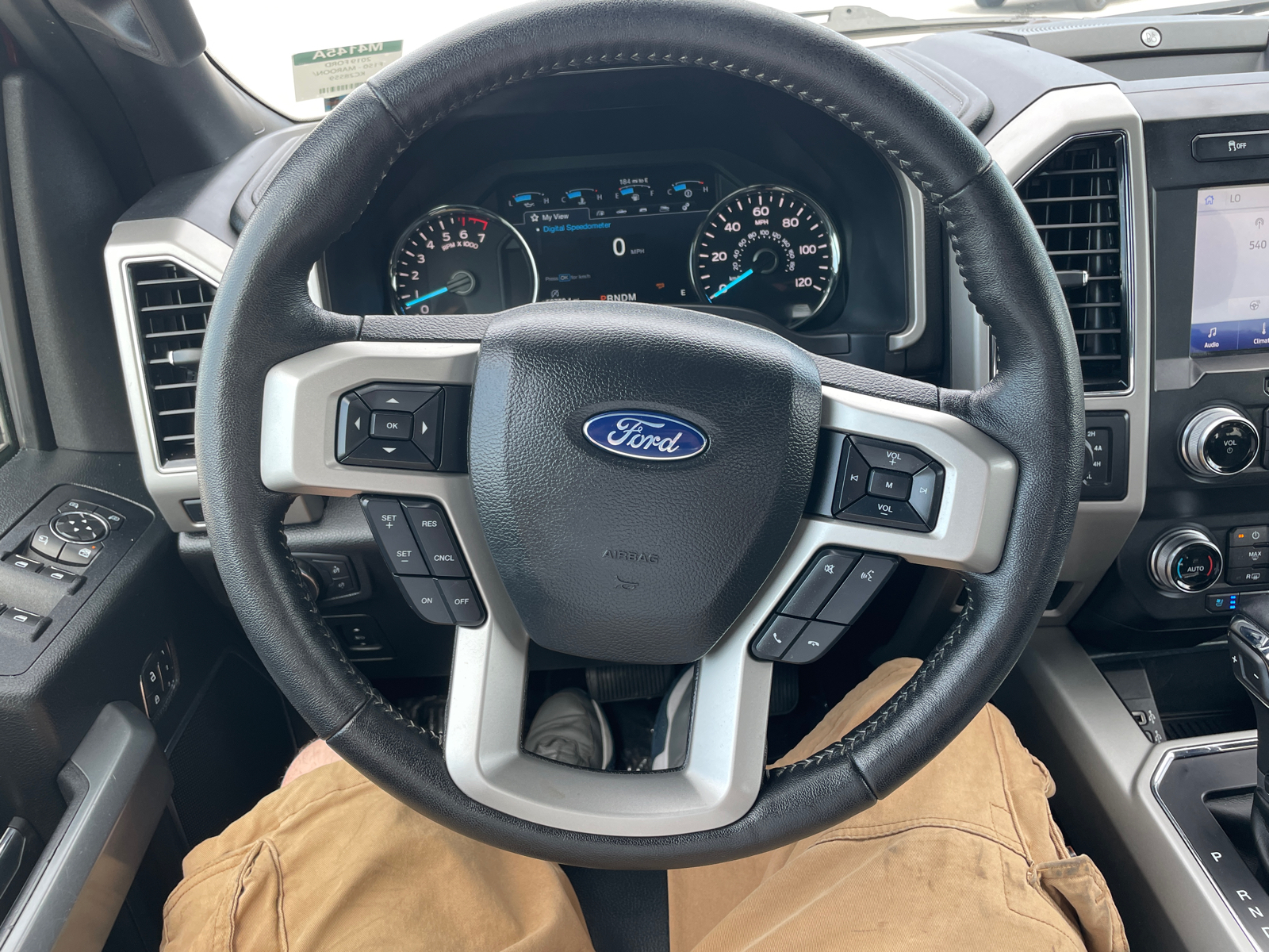 2019 Ford F-150 Lariat 29