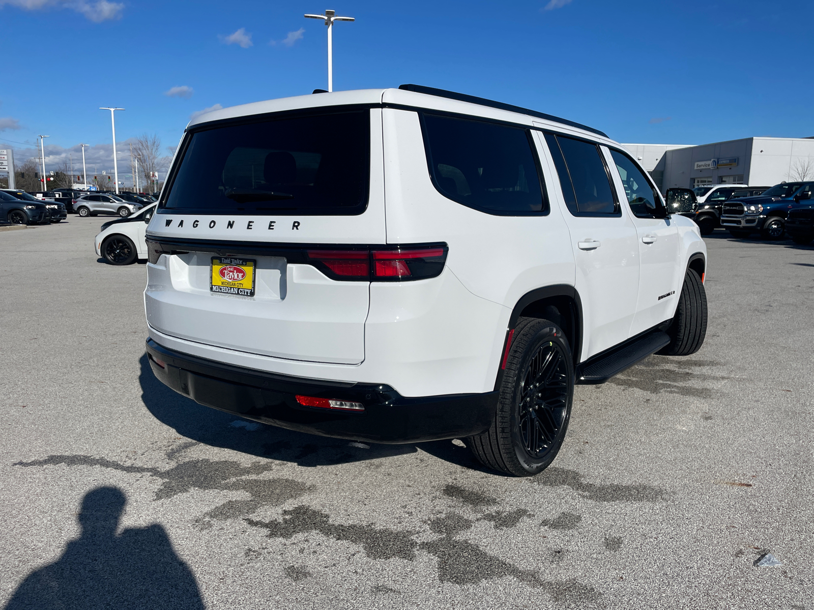 2024 Jeep Wagoneer Series II 4