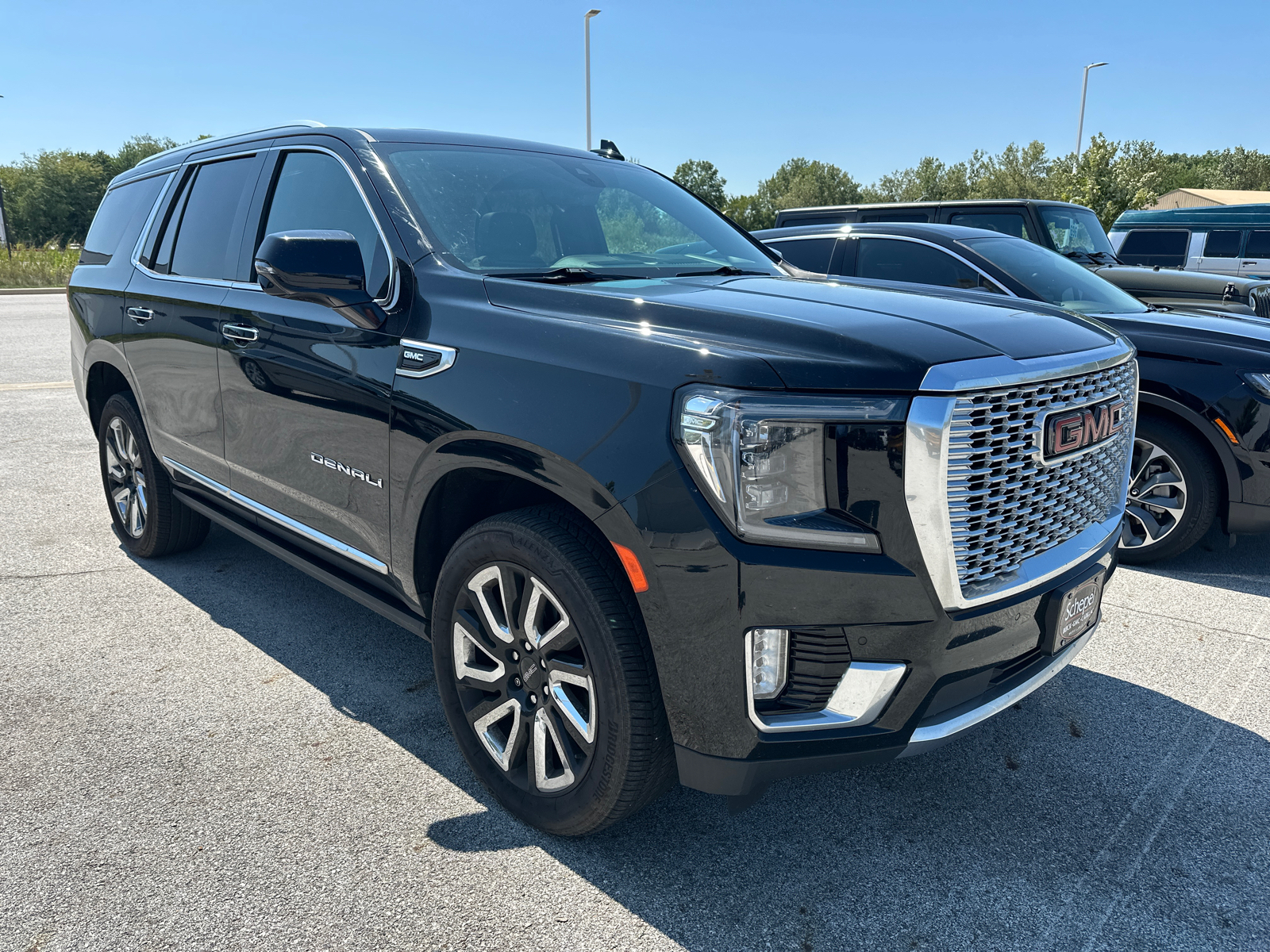 2021 GMC Yukon Denali 2