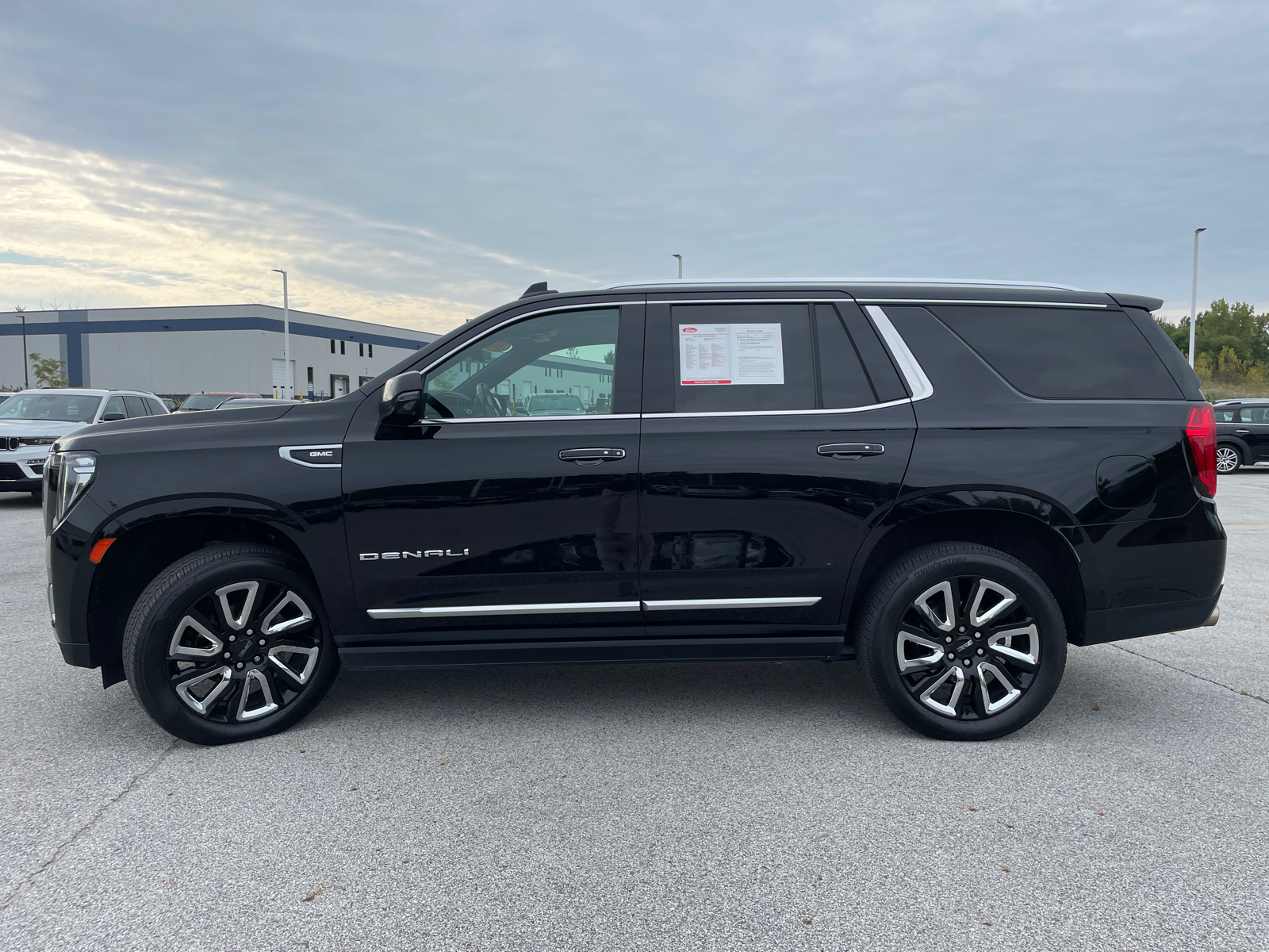 2021 GMC Yukon Denali 6