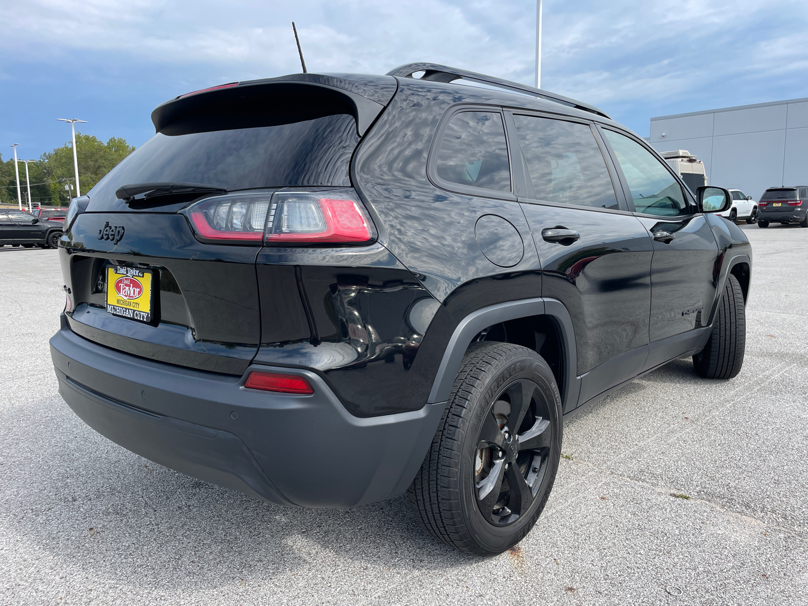 2019 Jeep Cherokee Latitude Plus 3