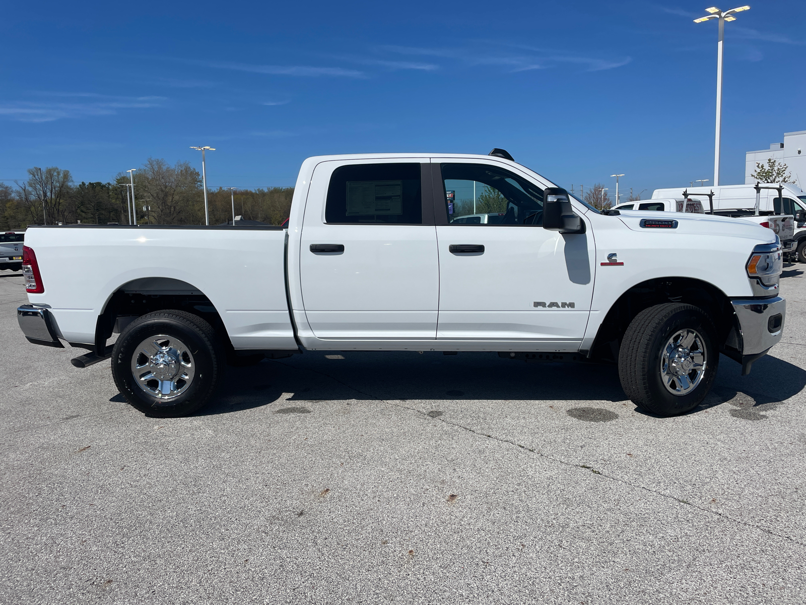 2024 Ram 2500 Big Horn 4x4 Crew Cab 64 Box 3