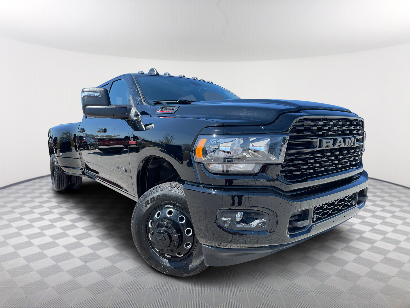 2024 Ram 3500 Big Horn 1