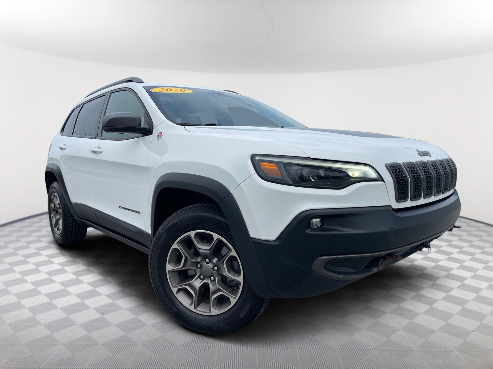 2020 Jeep Cherokee Trailhawk 1