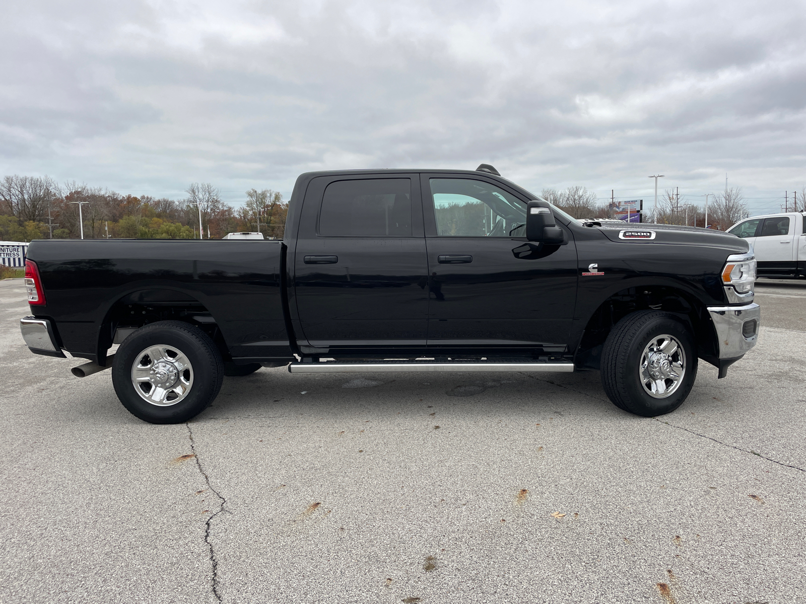 2023 Ram 2500 Tradesman 4x4 Crew Cab 64 Box 2