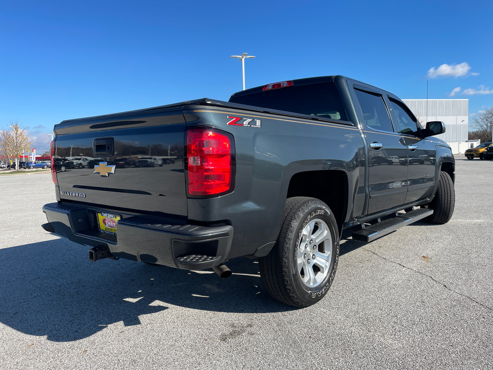 2018 Chevrolet Silverado 1500 LT 4WD Crew Cab 143.5 3