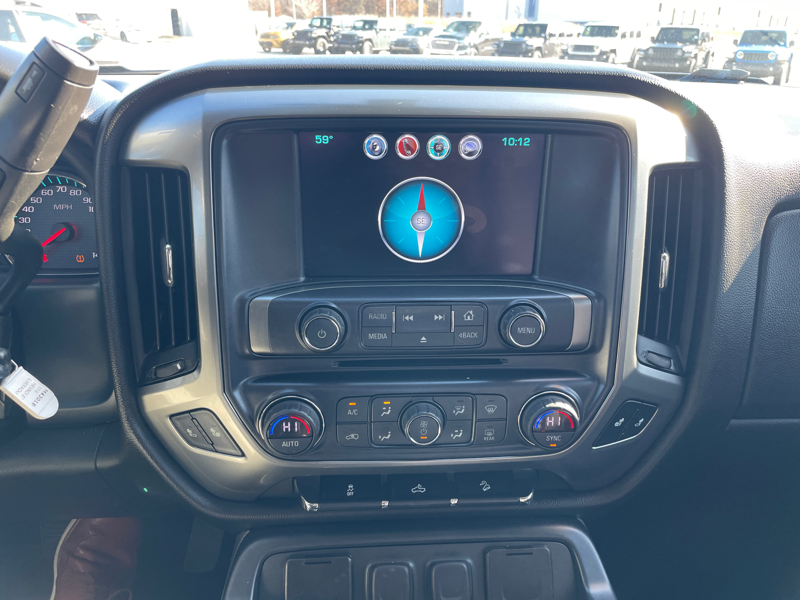 2018 Chevrolet Silverado 1500 LT 4WD Crew Cab 143.5 15