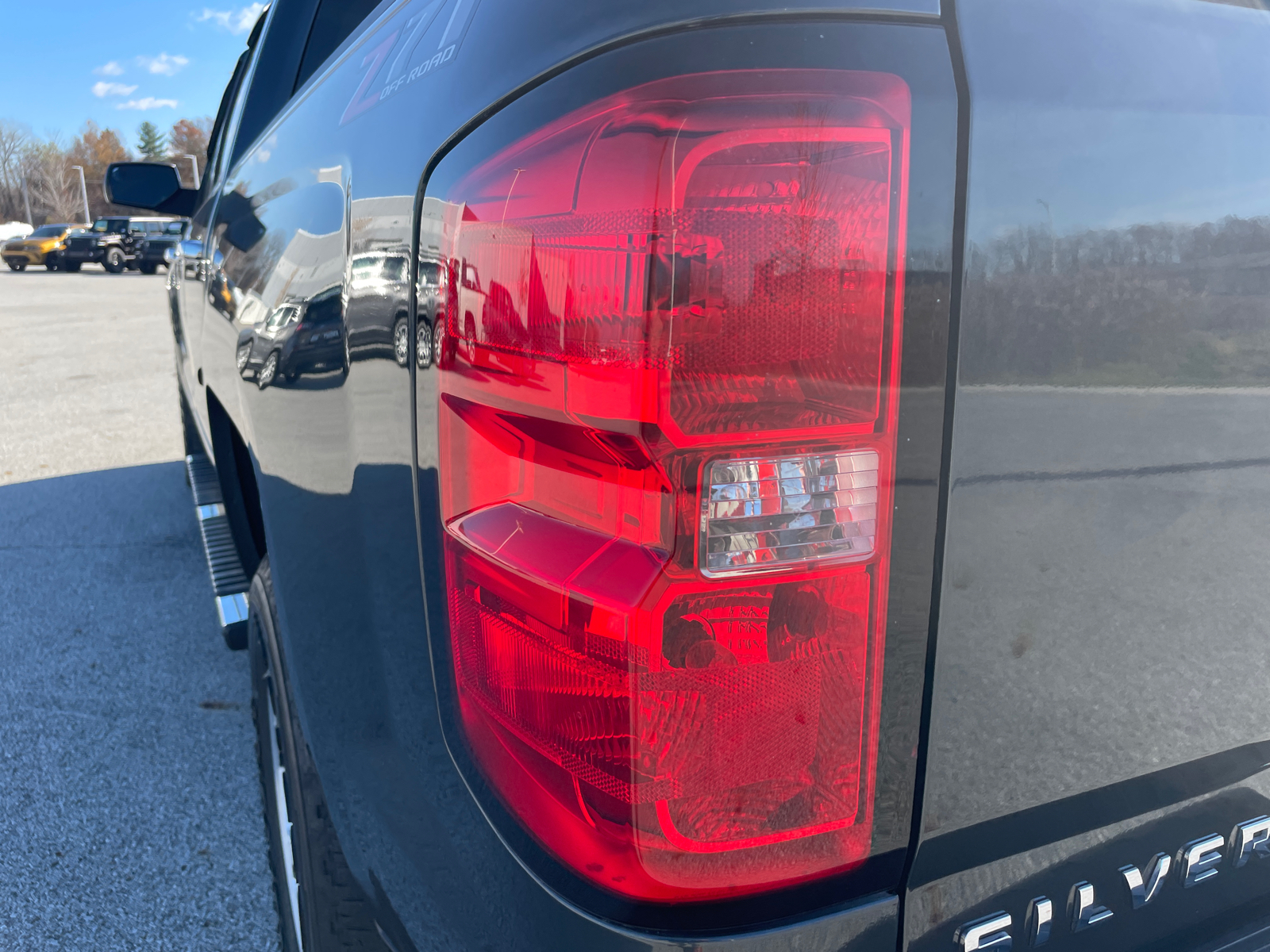 2018 Chevrolet Silverado 1500 LT 4WD Crew Cab 143.5 44