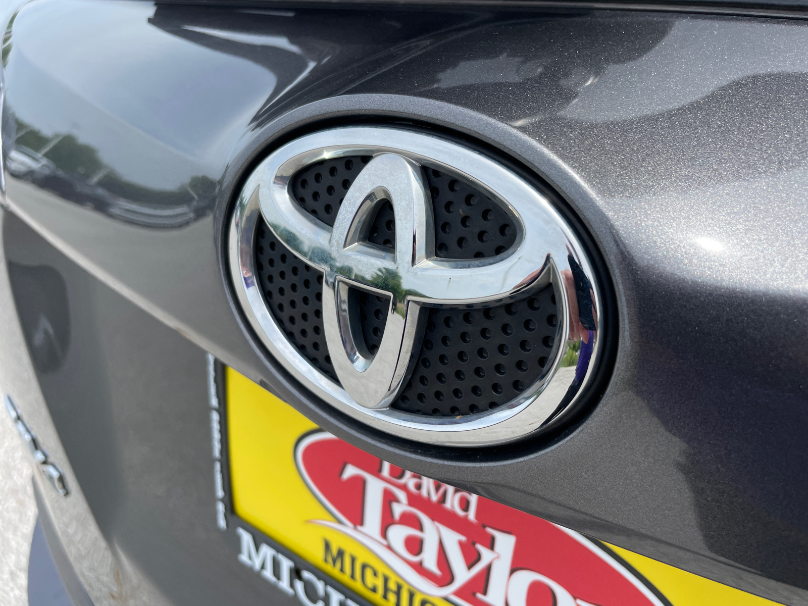 2017 Toyota RAV4 LE 43