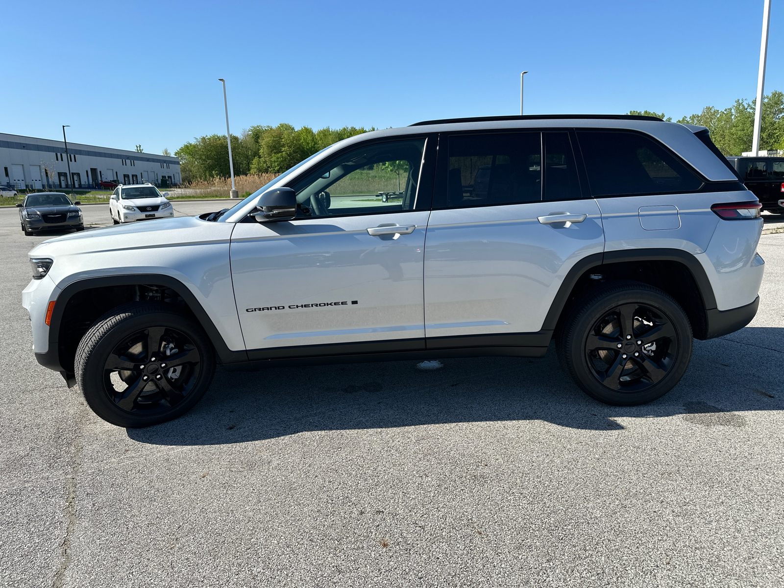 2024 Jeep Grand Cherokee Altitude 7