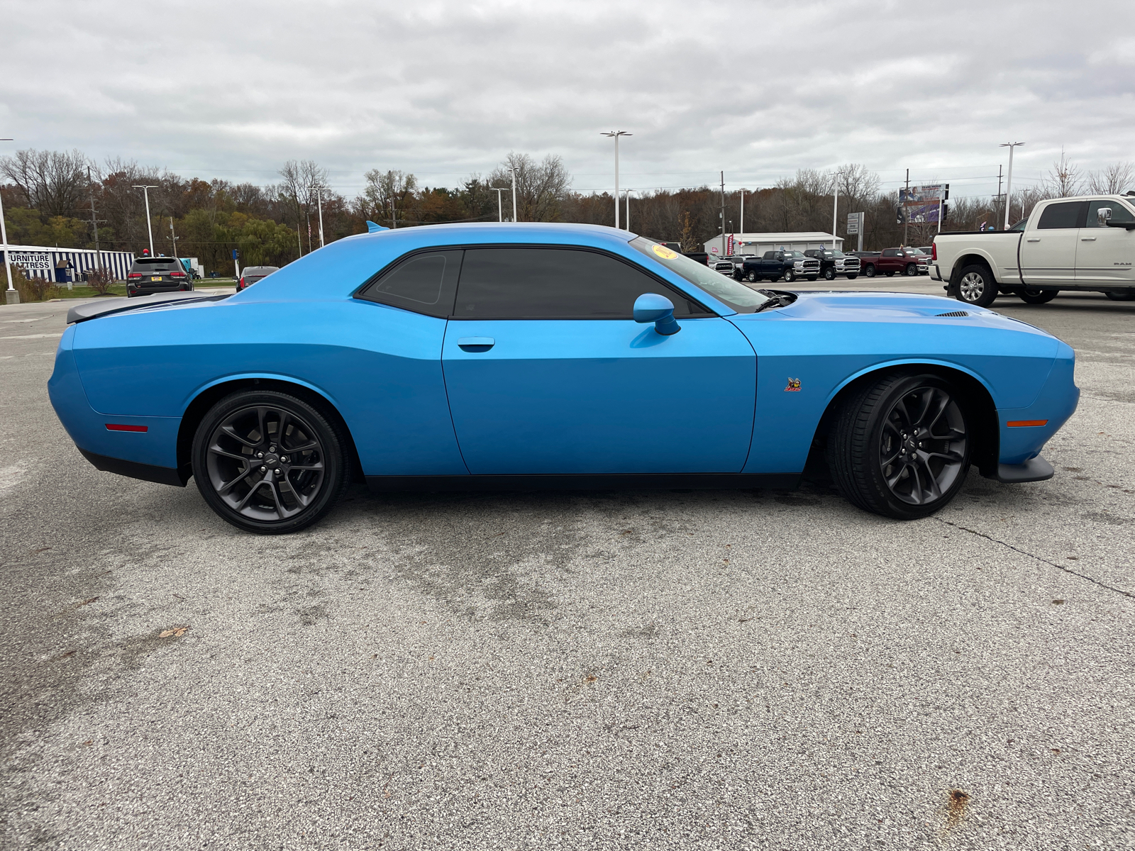 2023 Dodge Challenger R/T Scat Pack 2