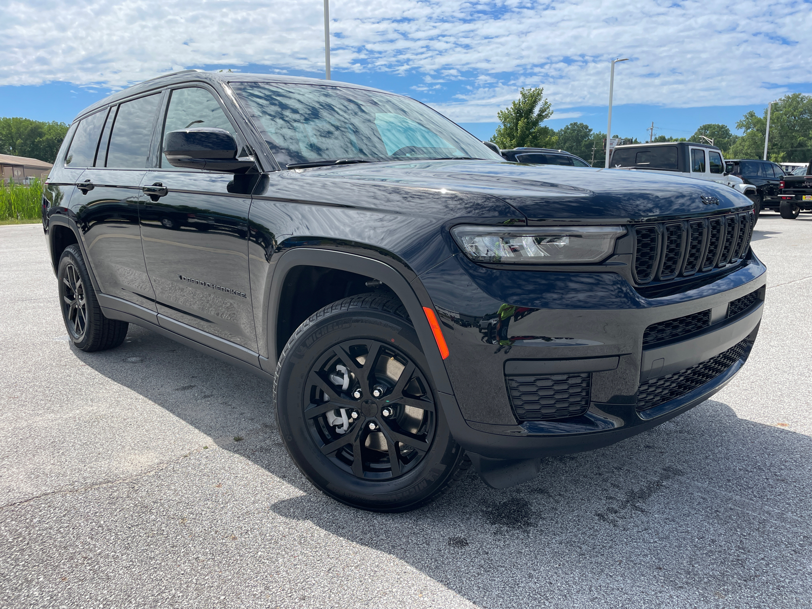 2024 Jeep Grand Cherokee L Altitude X 2