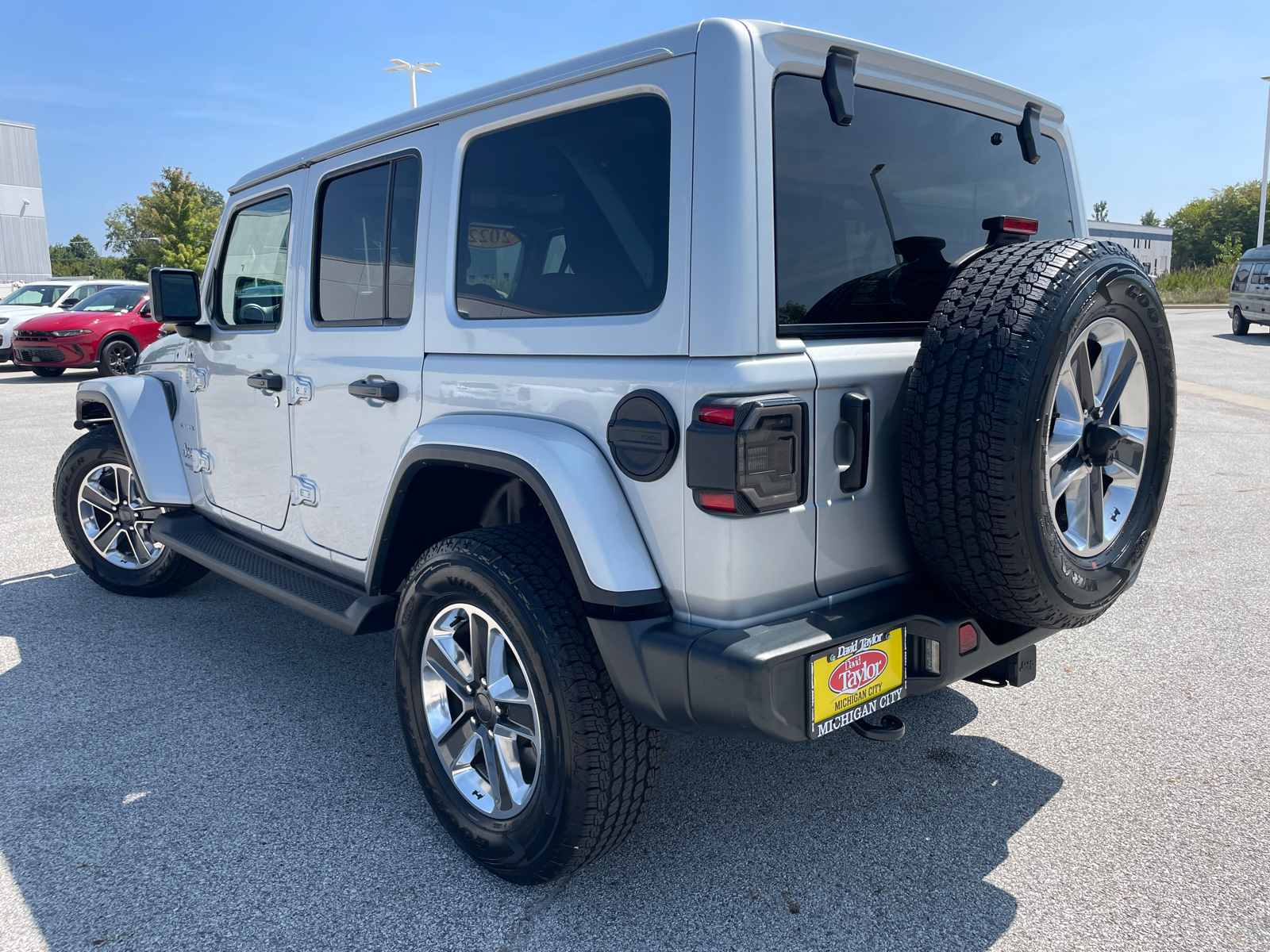 2022 Jeep Wrangler Unlimited Sahara 6