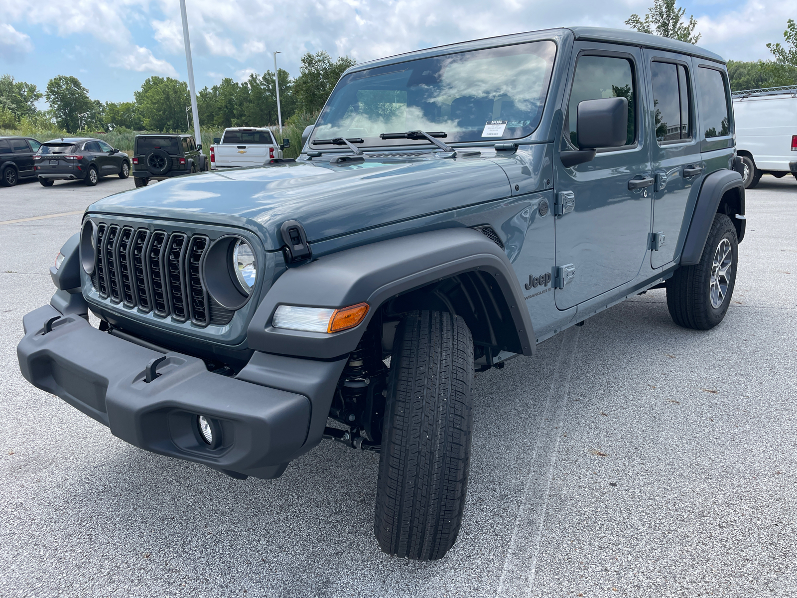 2024 Jeep Wrangler Sport S 8