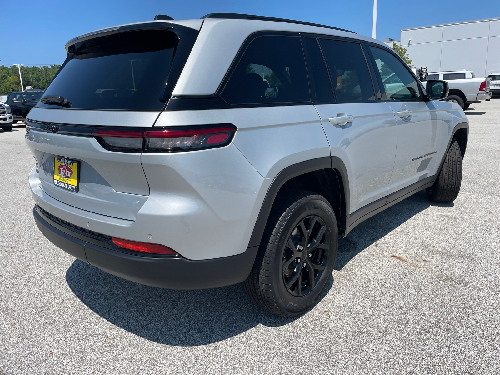 2024 Jeep Grand Cherokee Altitude X 4