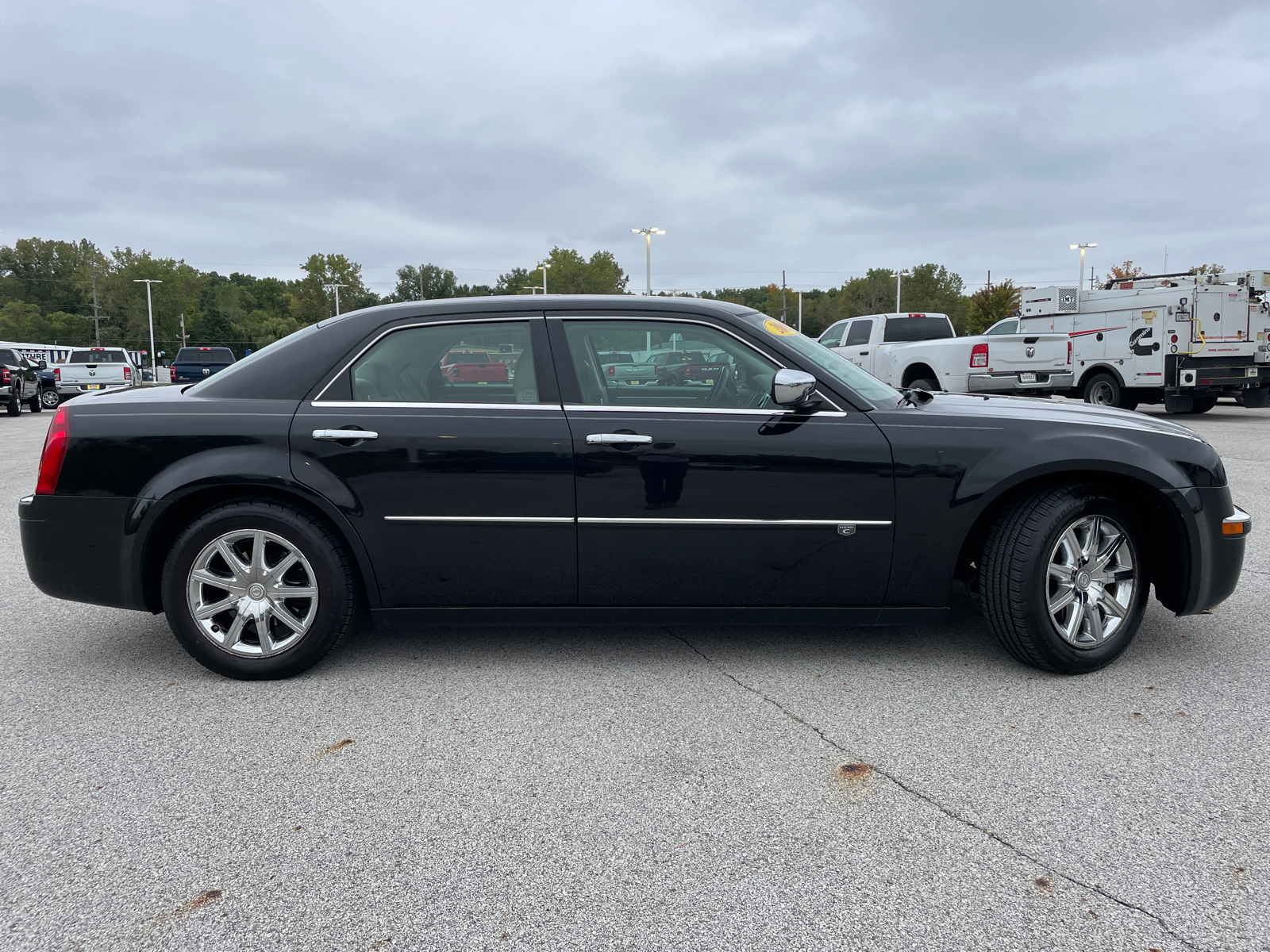 2009 Chrysler 300C Hemi 2