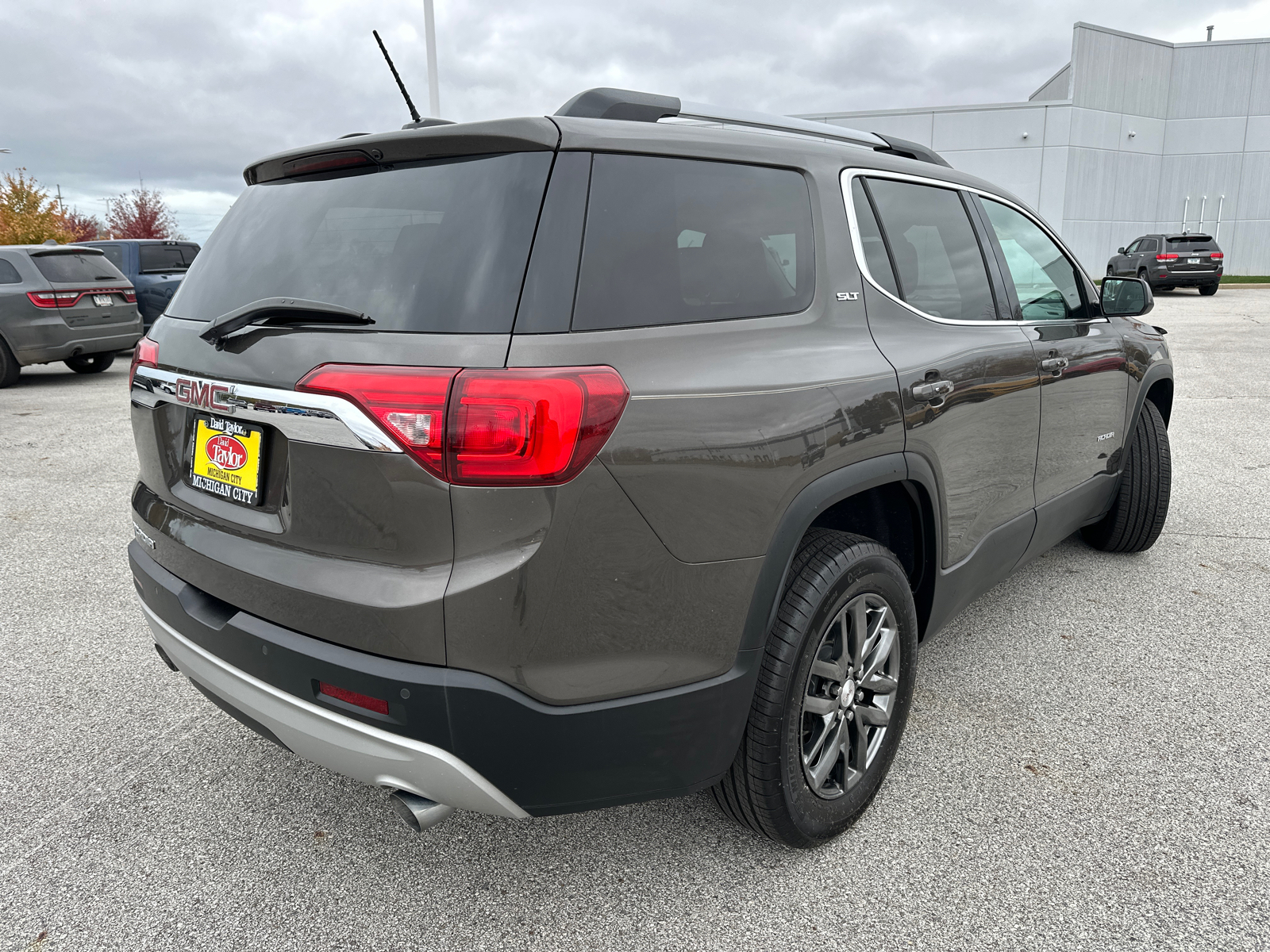 2019 GMC Acadia SLT 3