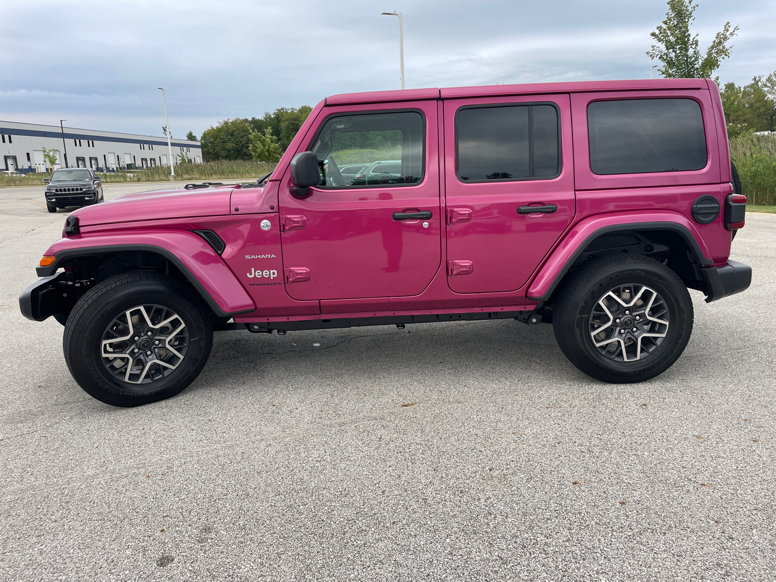 2024 Jeep Wrangler Sahara 6