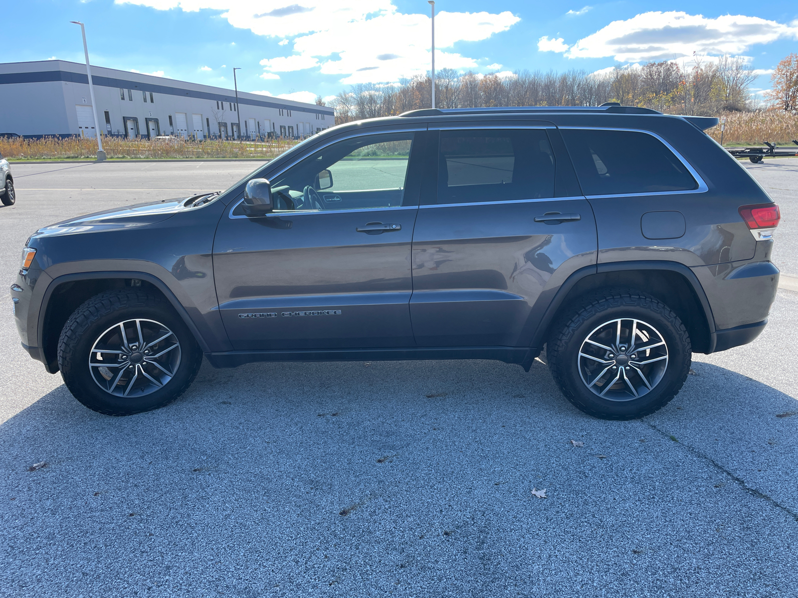 2020 Jeep Grand Cherokee Laredo E 6