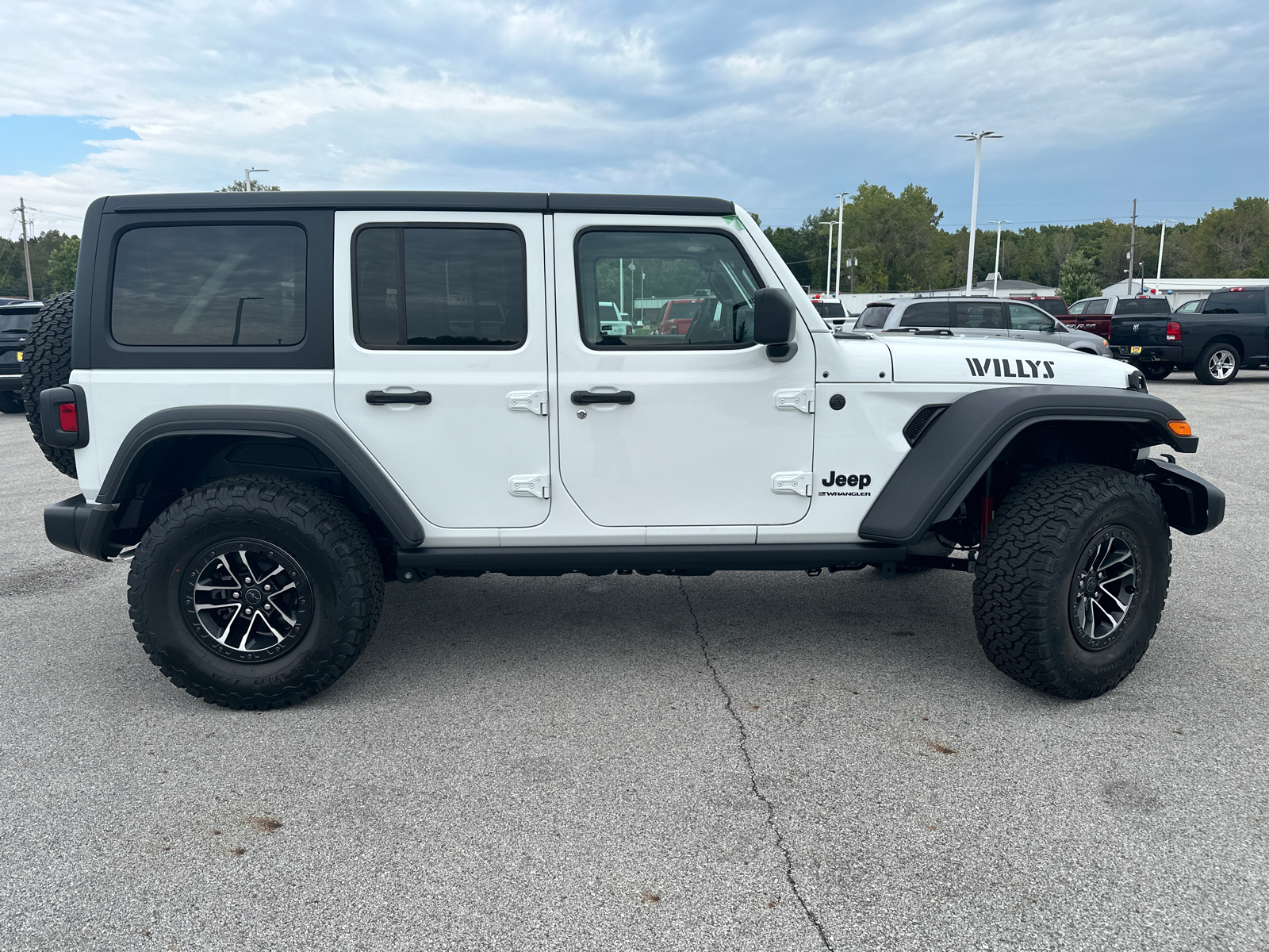 2024 Jeep Wrangler Willys 2