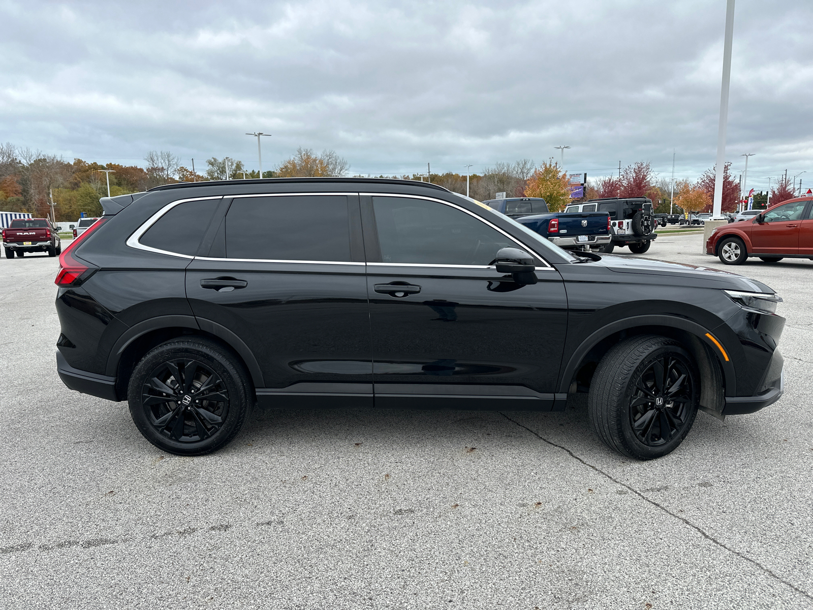 2023 Honda CR-V Hybrid Sport Touring 2