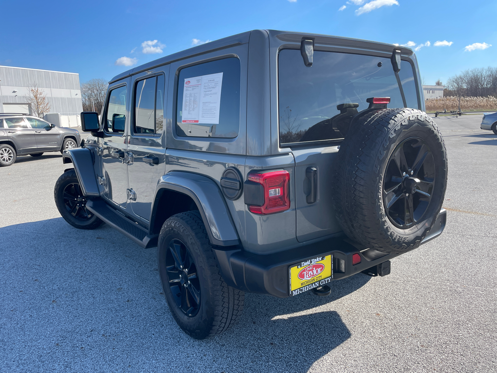 2021 Jeep Wrangler Unlimited Sahara Altitude 5