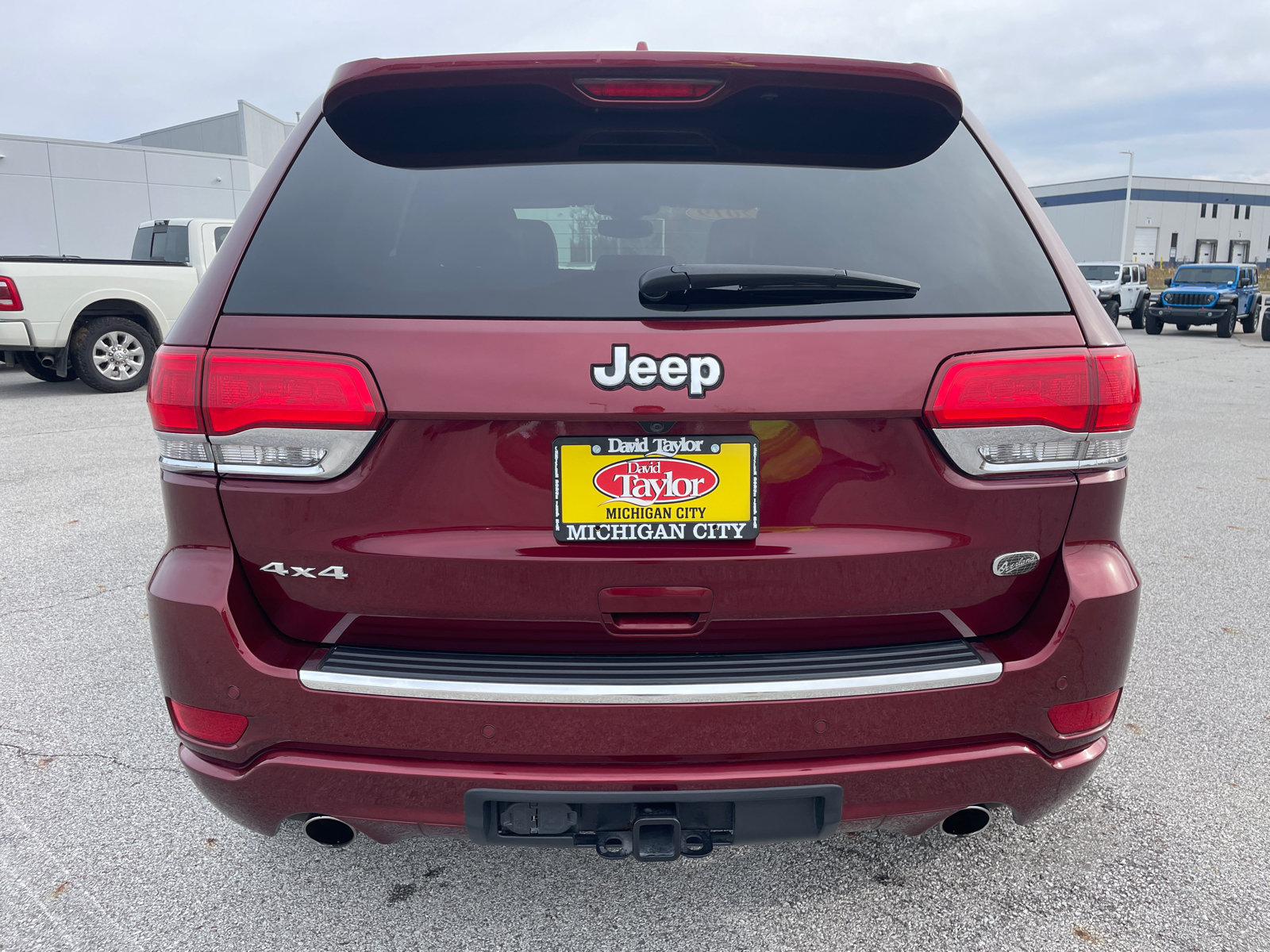 2019 Jeep Grand Cherokee Overland 4