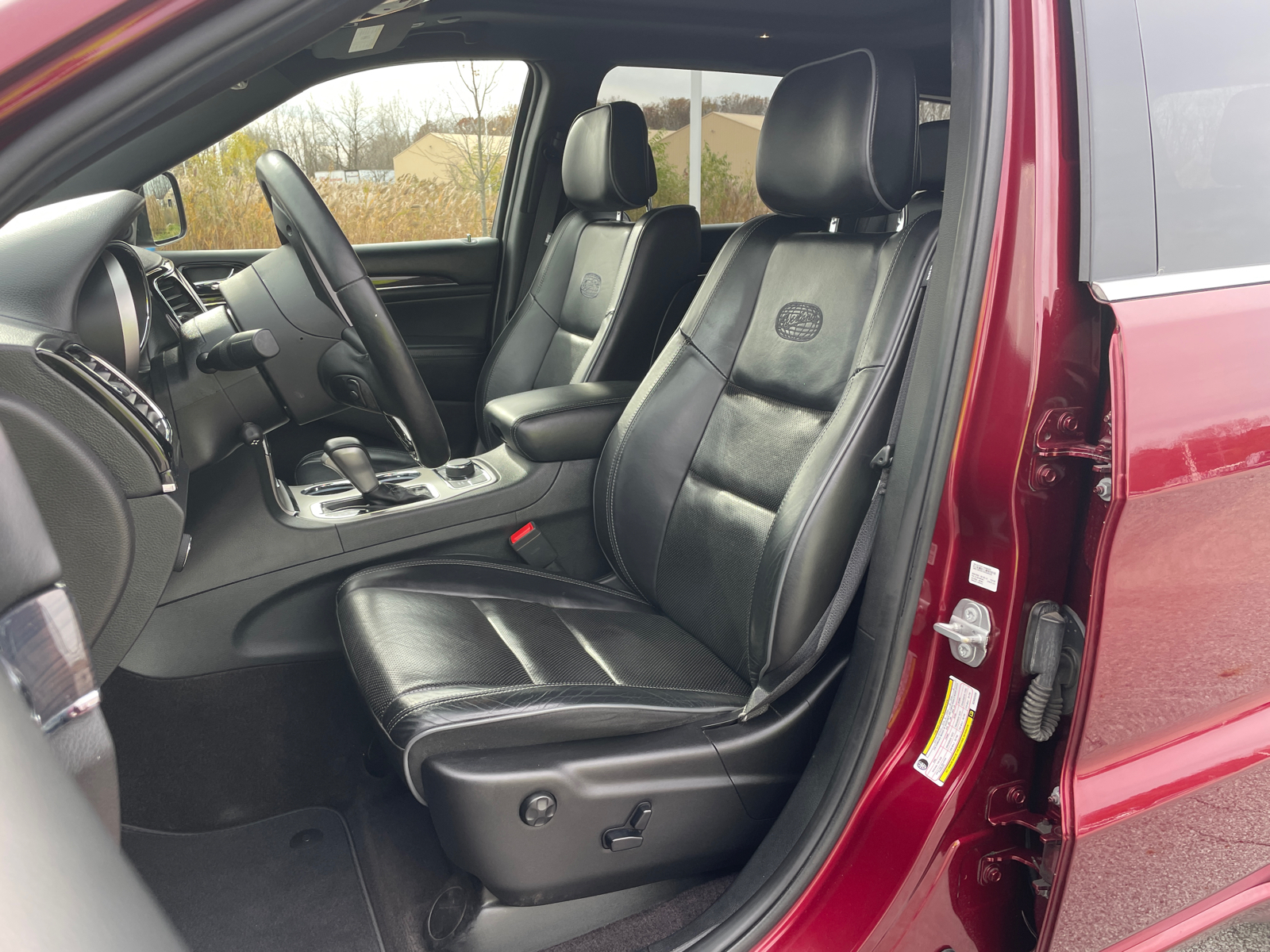 2019 Jeep Grand Cherokee Overland 9