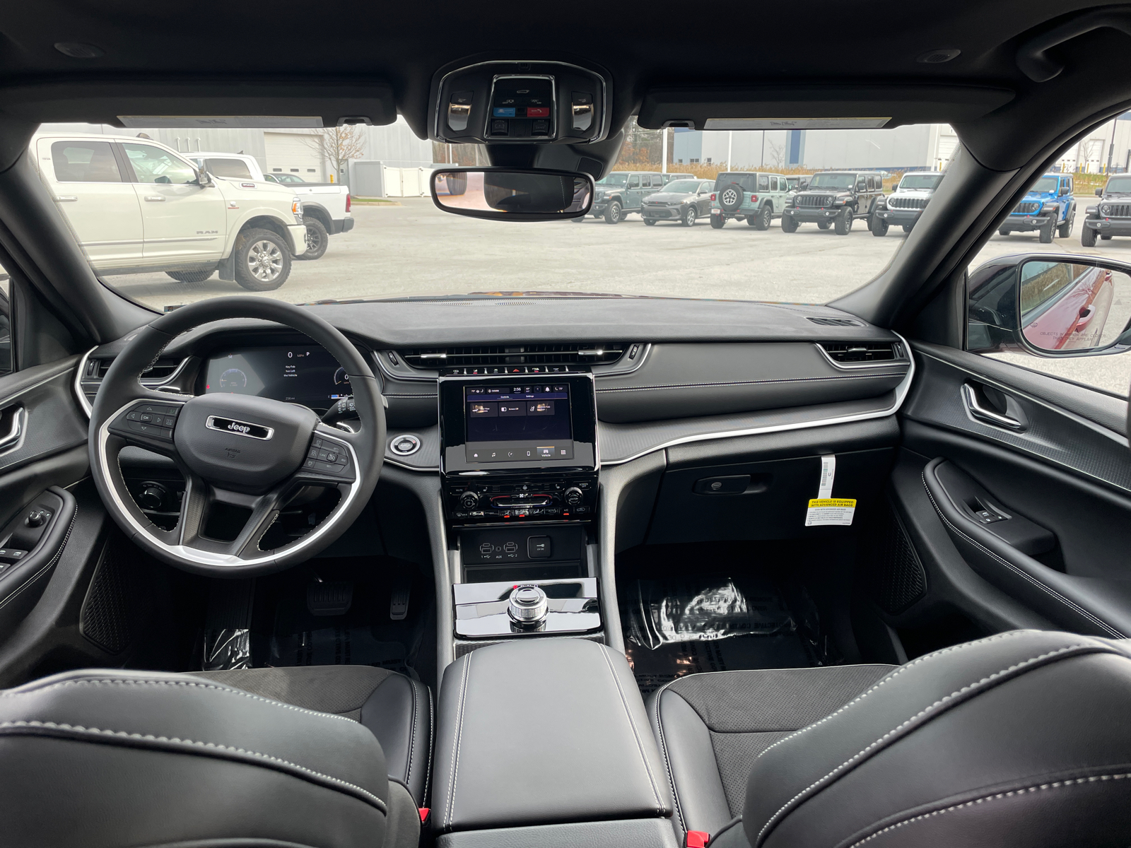 2024 Jeep Grand Cherokee L Altitude X 31