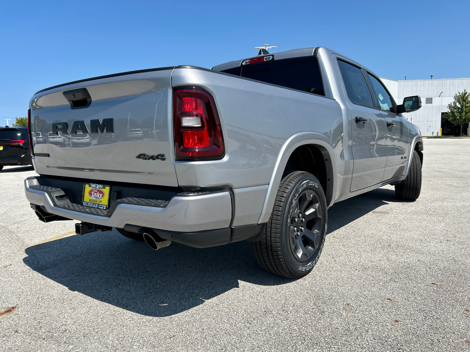 2025 Ram 1500 Big Horn/Lone Star 5