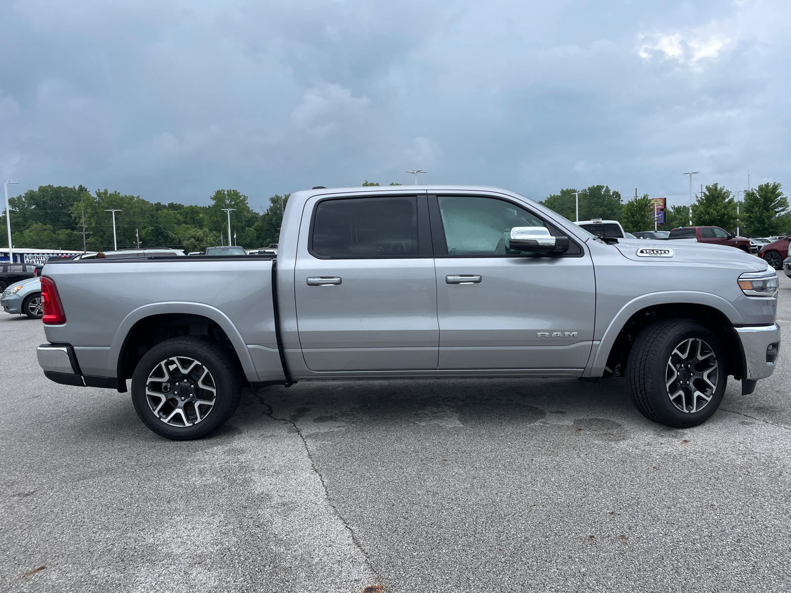 2025 Ram 1500 Laramie 3