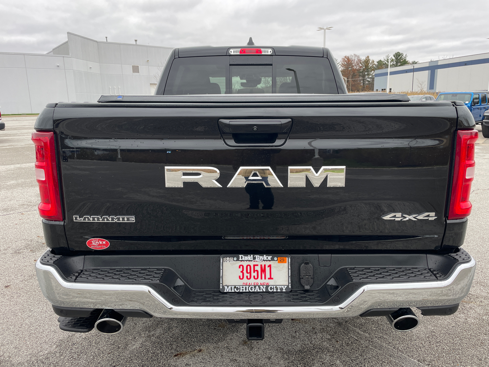 2025 Ram 1500 Laramie 4x4 Crew Cab 57 Box 10