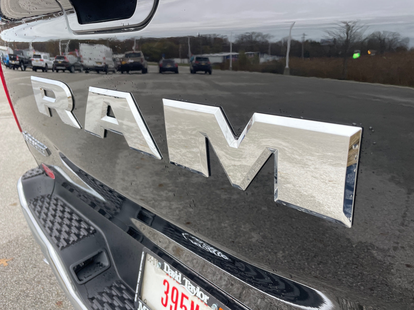 2025 Ram 1500 Laramie 4x4 Crew Cab 57 Box 55