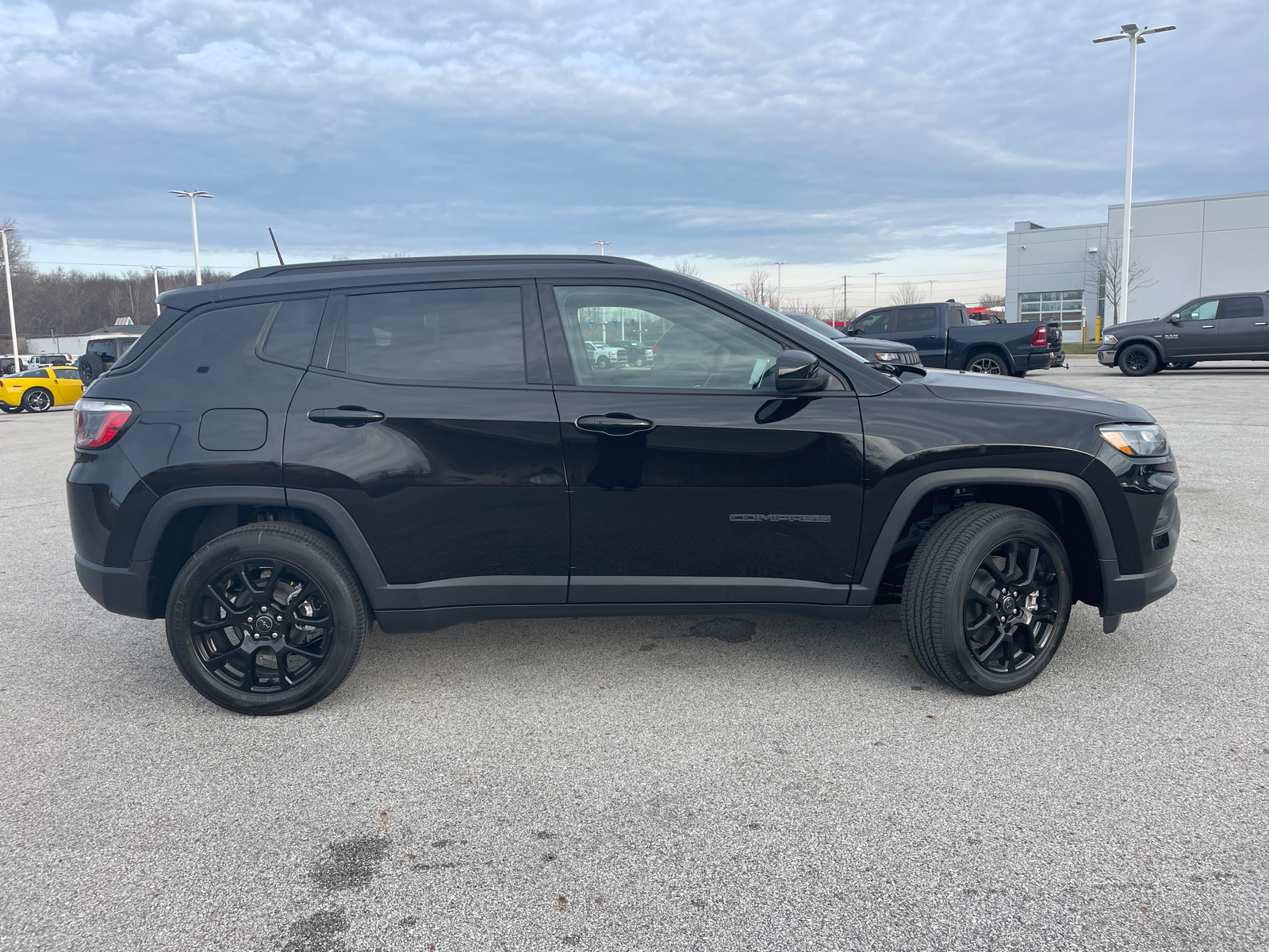 2025 Jeep Compass Latitude 2