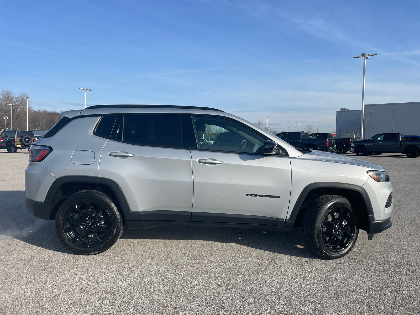 2025 Jeep Compass Latitude 2