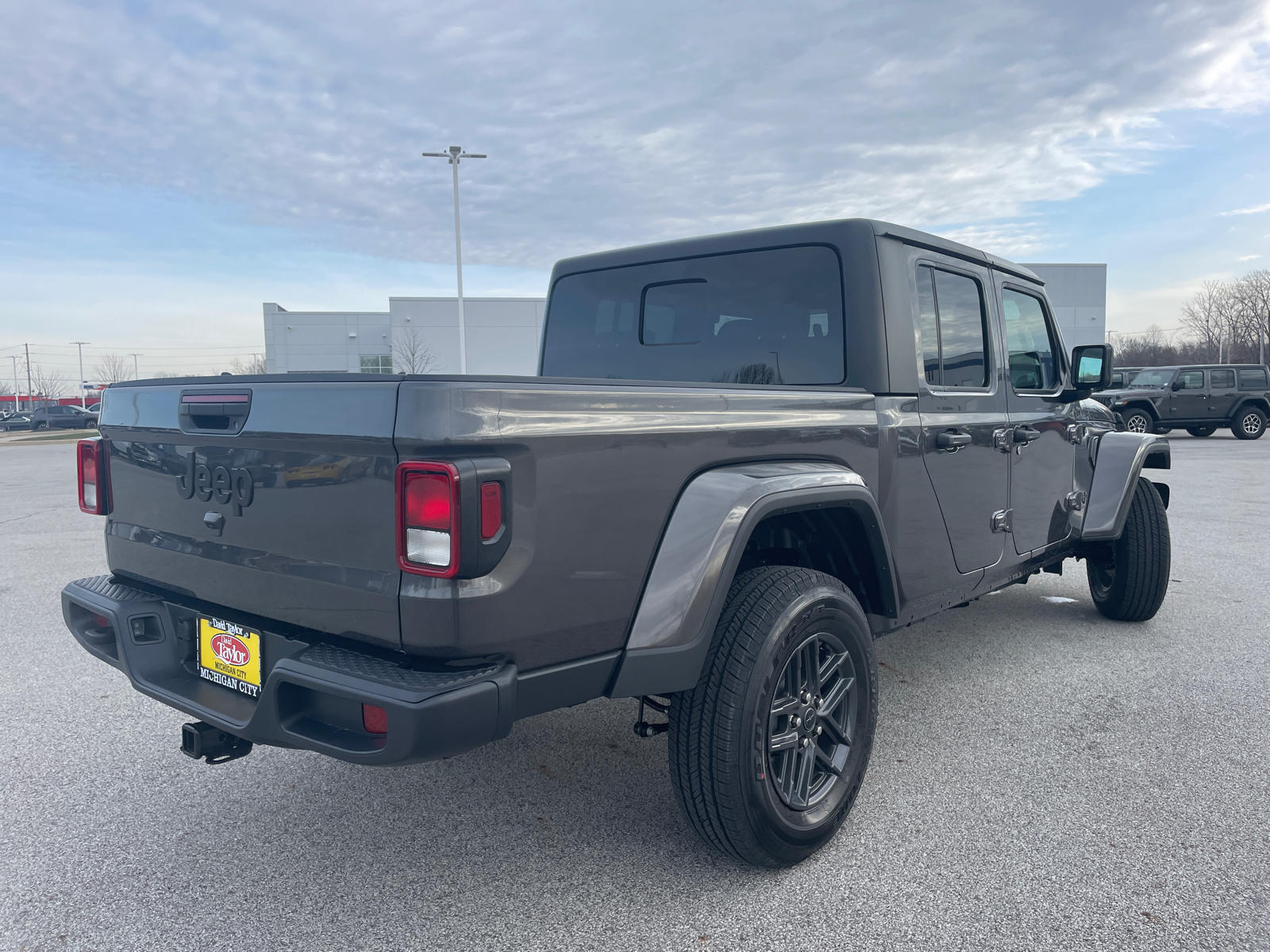 2025 Jeep Gladiator Sport 4x4 3